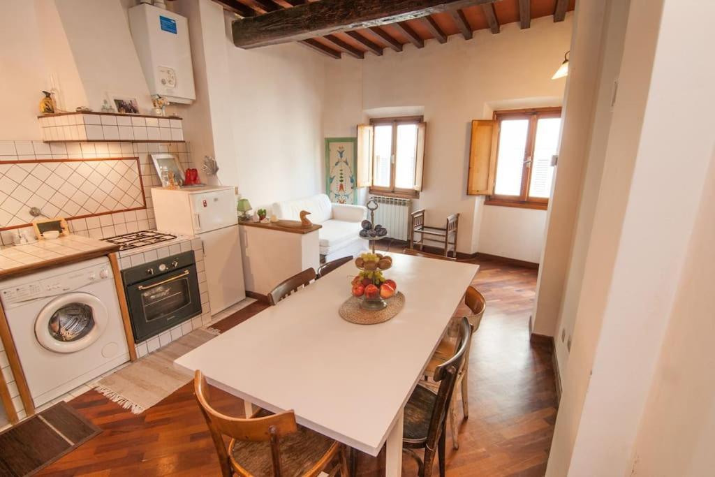 Romantic Apt In San Frediano Florenţa Exterior foto