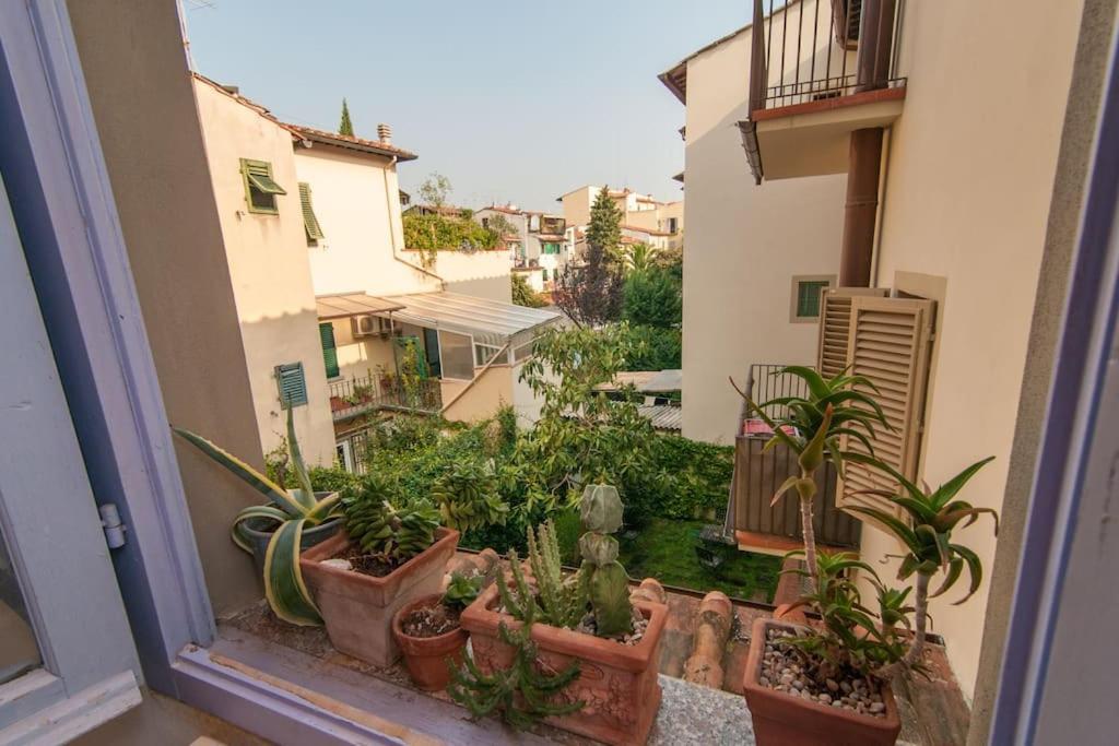 Romantic Apt In San Frediano Florenţa Exterior foto