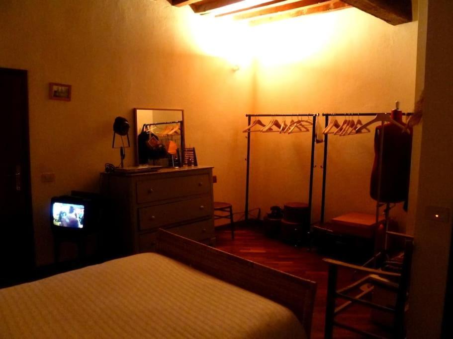 Romantic Apt In San Frediano Florenţa Exterior foto