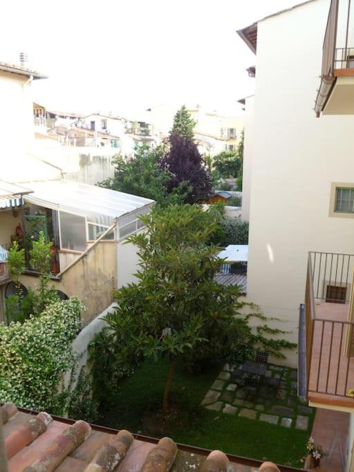 Romantic Apt In San Frediano Florenţa Exterior foto