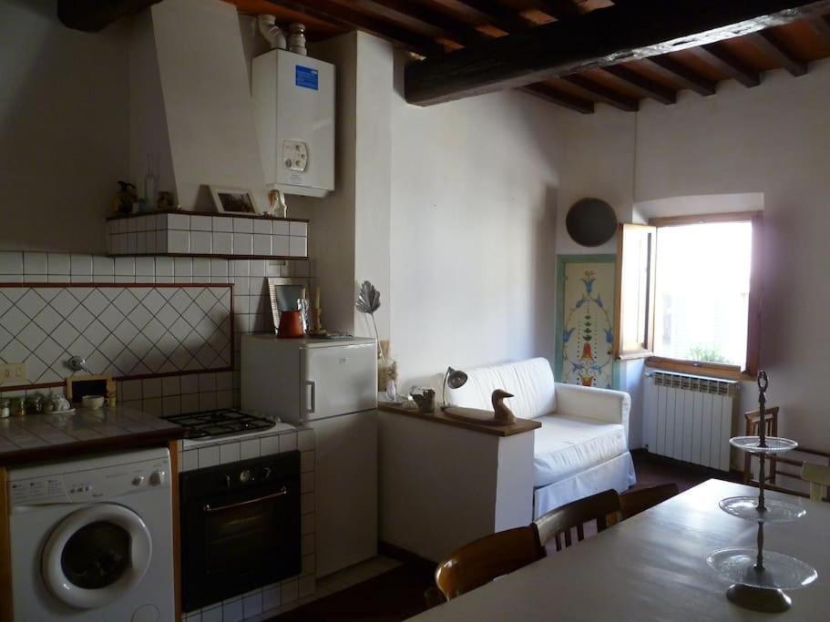 Romantic Apt In San Frediano Florenţa Exterior foto