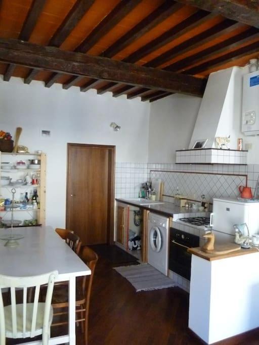 Romantic Apt In San Frediano Florenţa Exterior foto